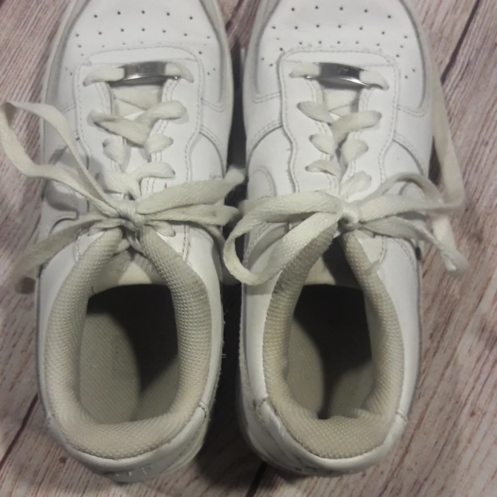 Nike AF1 white on white size 4y